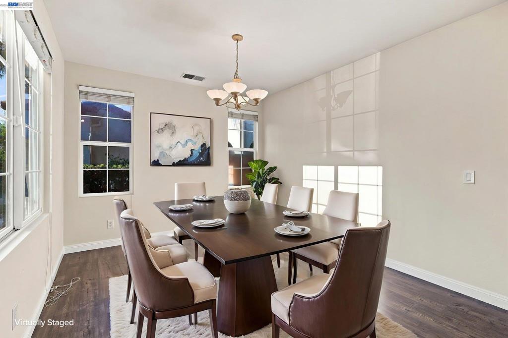 565 Presidio Pl Property Photo 21