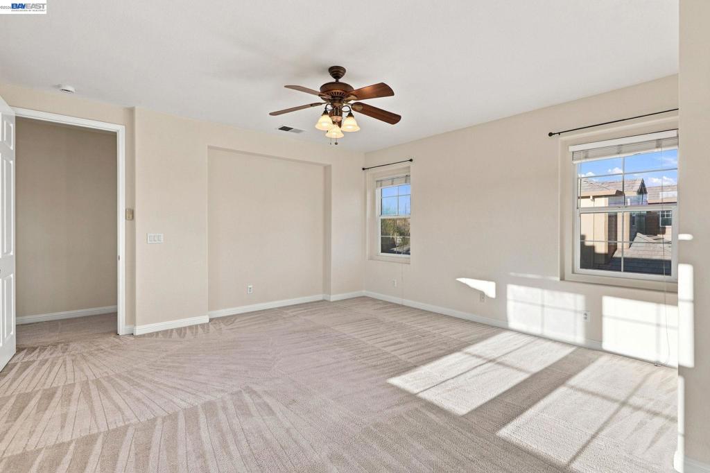 565 Presidio Pl Property Photo 26