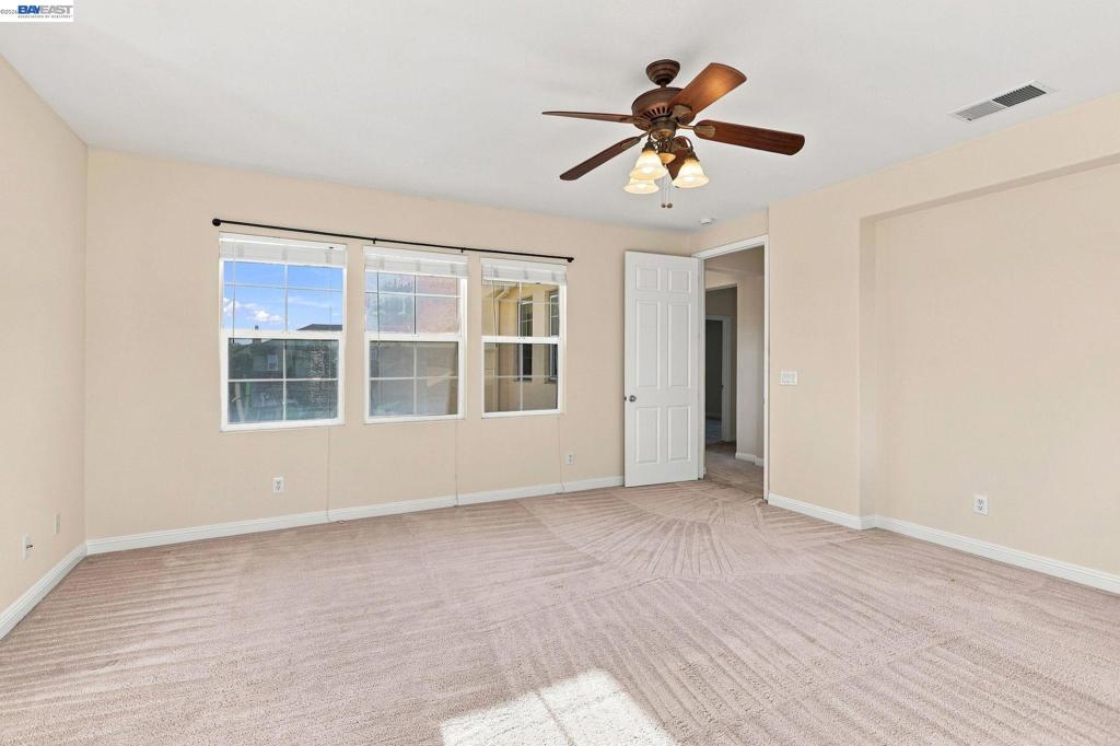 565 Presidio Pl Property Photo 27