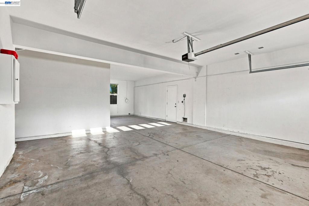 565 Presidio Pl Property Photo 48