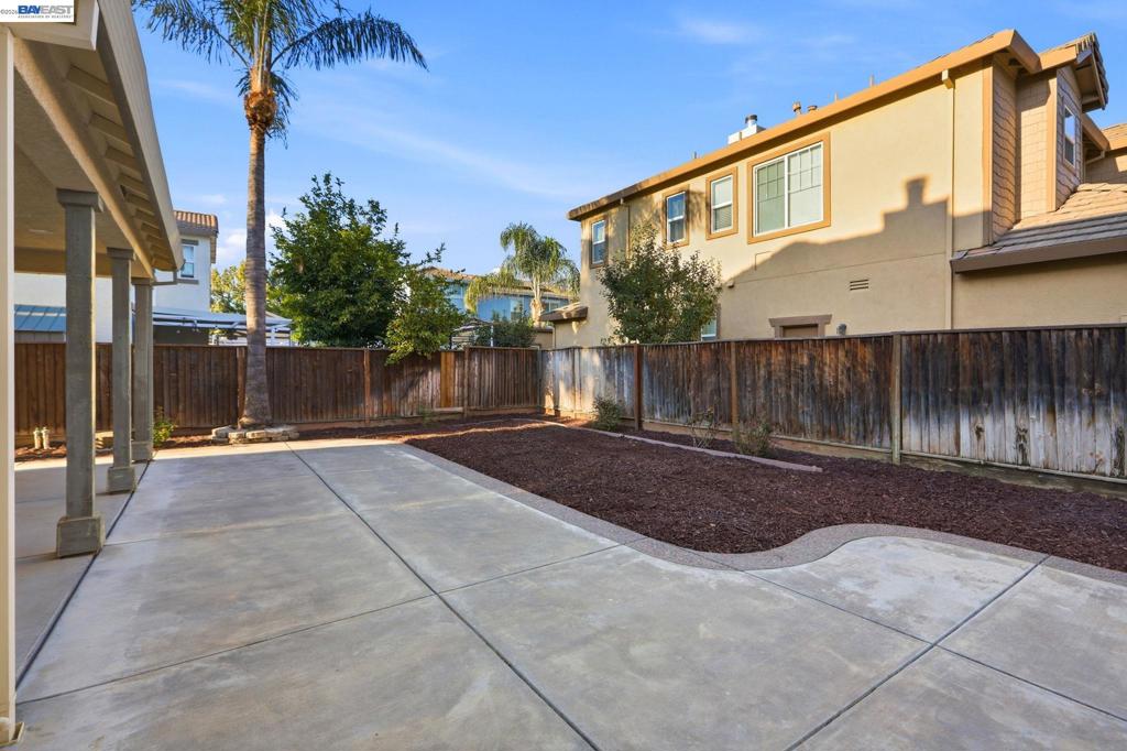 565 Presidio Pl Property Photo 53