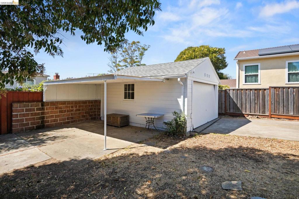 229 Ramona Ave Property Photo 21