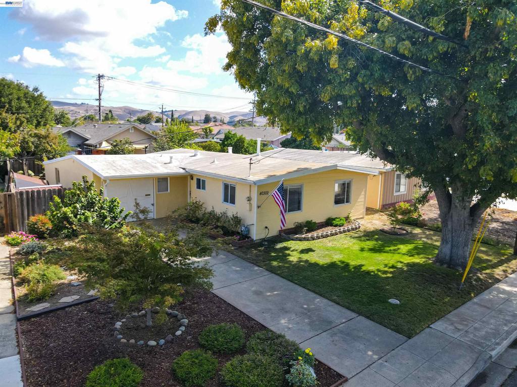 40302 Condon St Property Photo 8