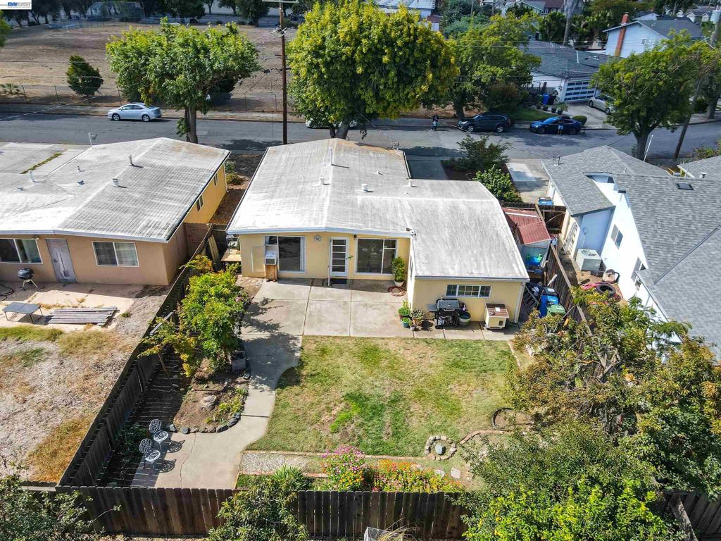 40302 Condon St Property Photo 11