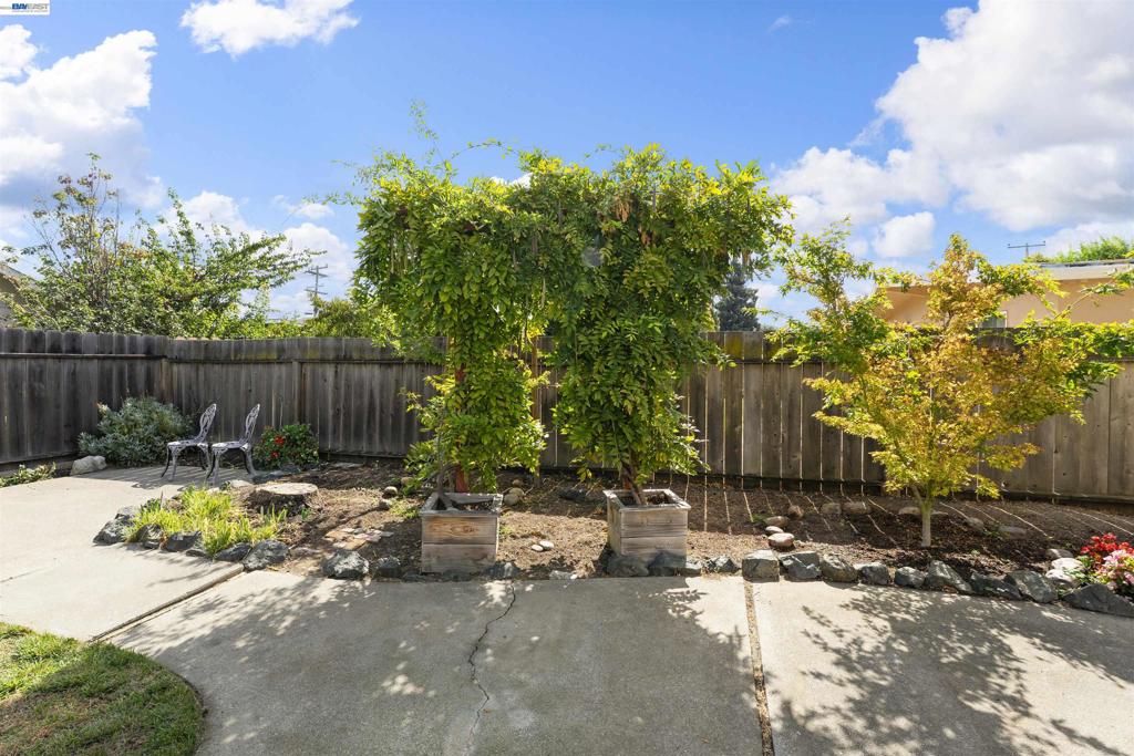 40302 Condon St Property Photo 44