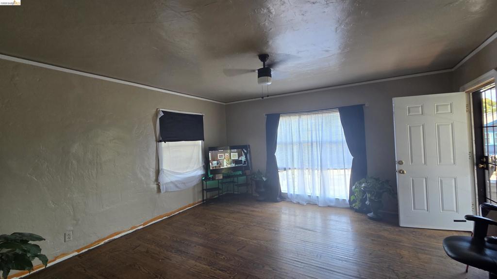 817 Alameda St Property Photo 4