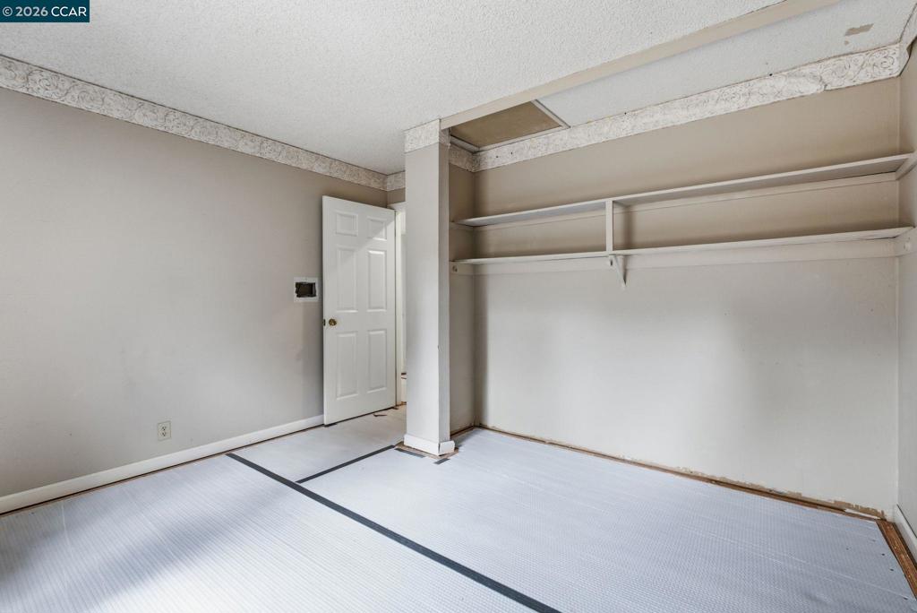 220 Hemme Ave Property Photo 18