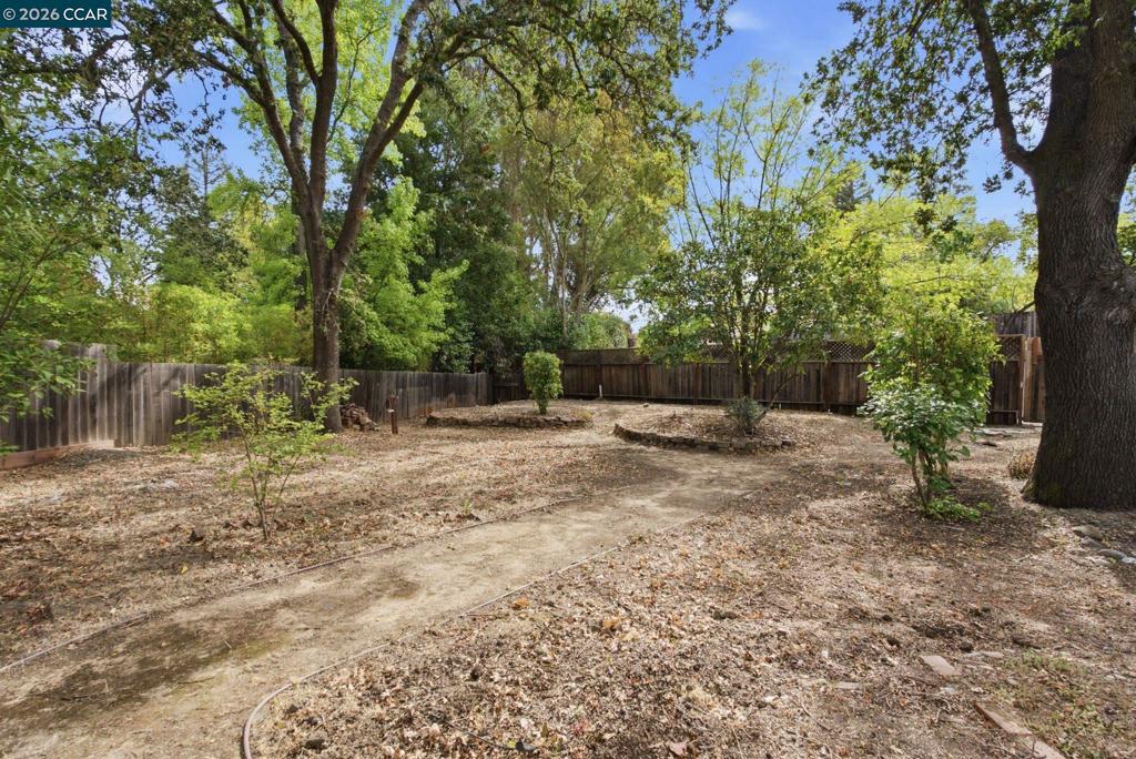 220 Hemme Ave Property Photo 37