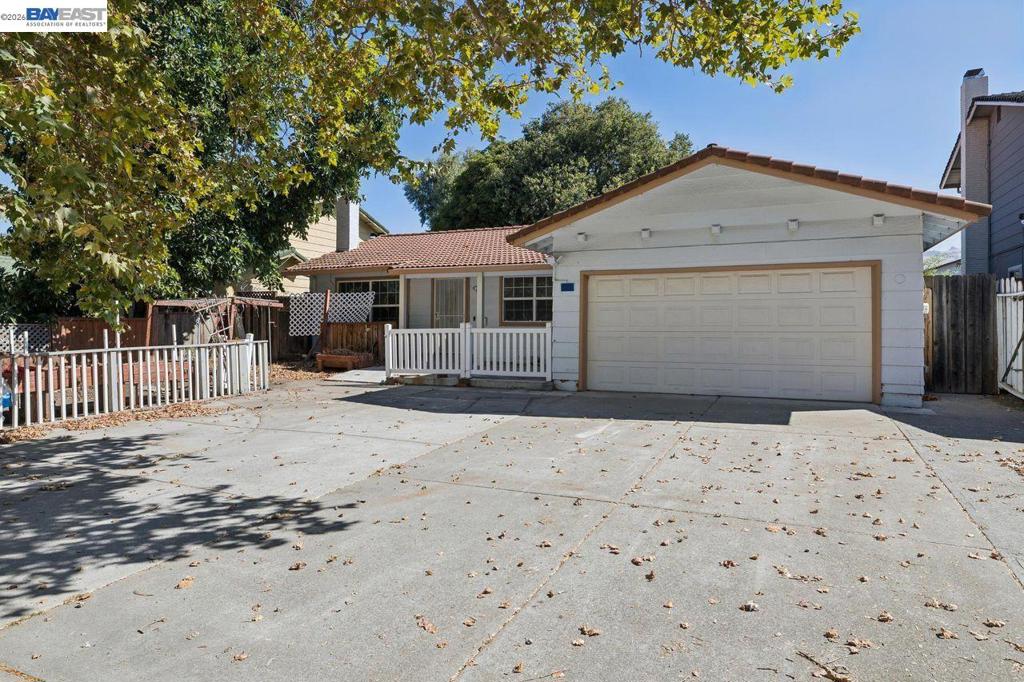 1712 Morrill Ave Property Photo 1