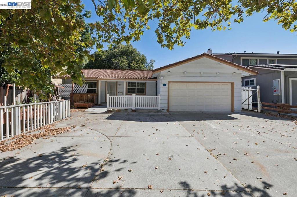 1712 Morrill Ave Property Photo 2