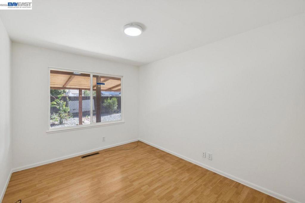 1712 Morrill Ave Property Photo 16