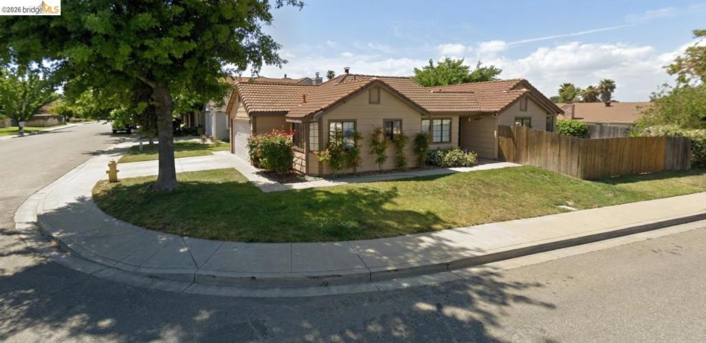1800 Santa Fe St Property Photo 1