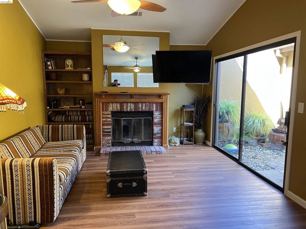 1800 Santa Fe St Property Photo 17