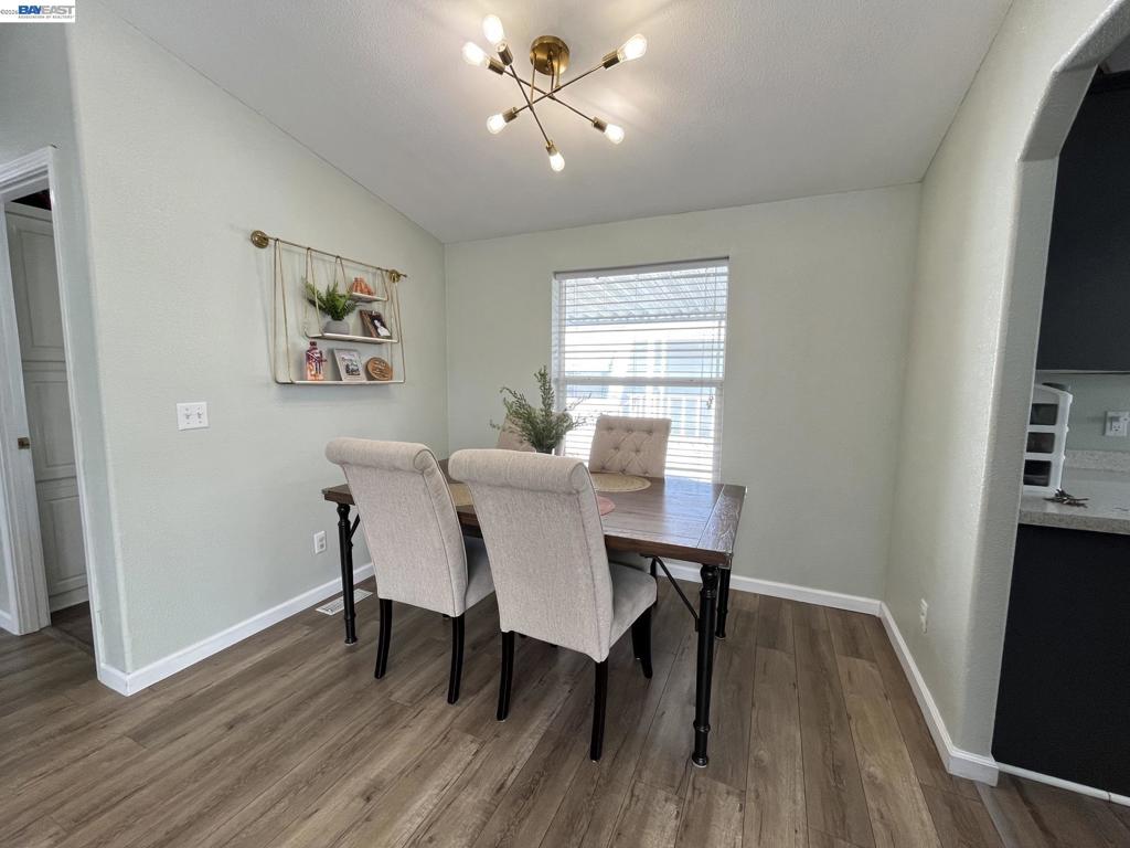 817 Sundial Circle Property Photo 7