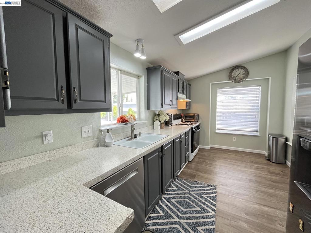 817 Sundial Circle Property Photo 17