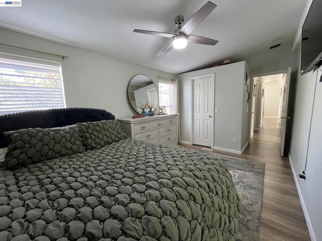 817 Sundial Circle Property Photo 25