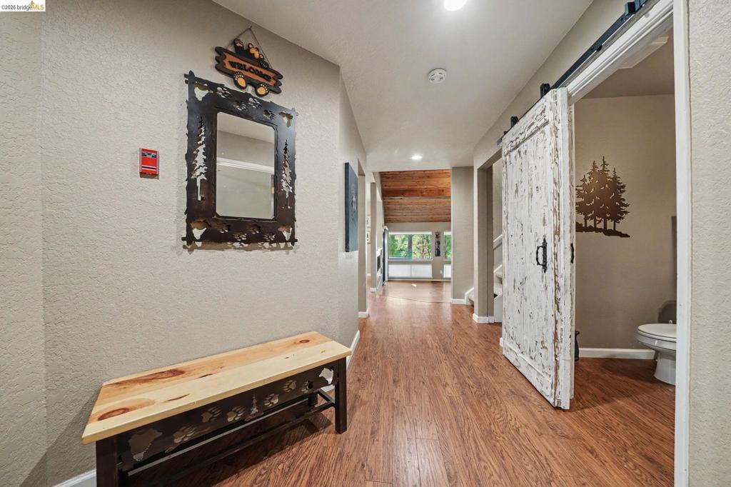 1128 Fairway Ct Property Photo 11