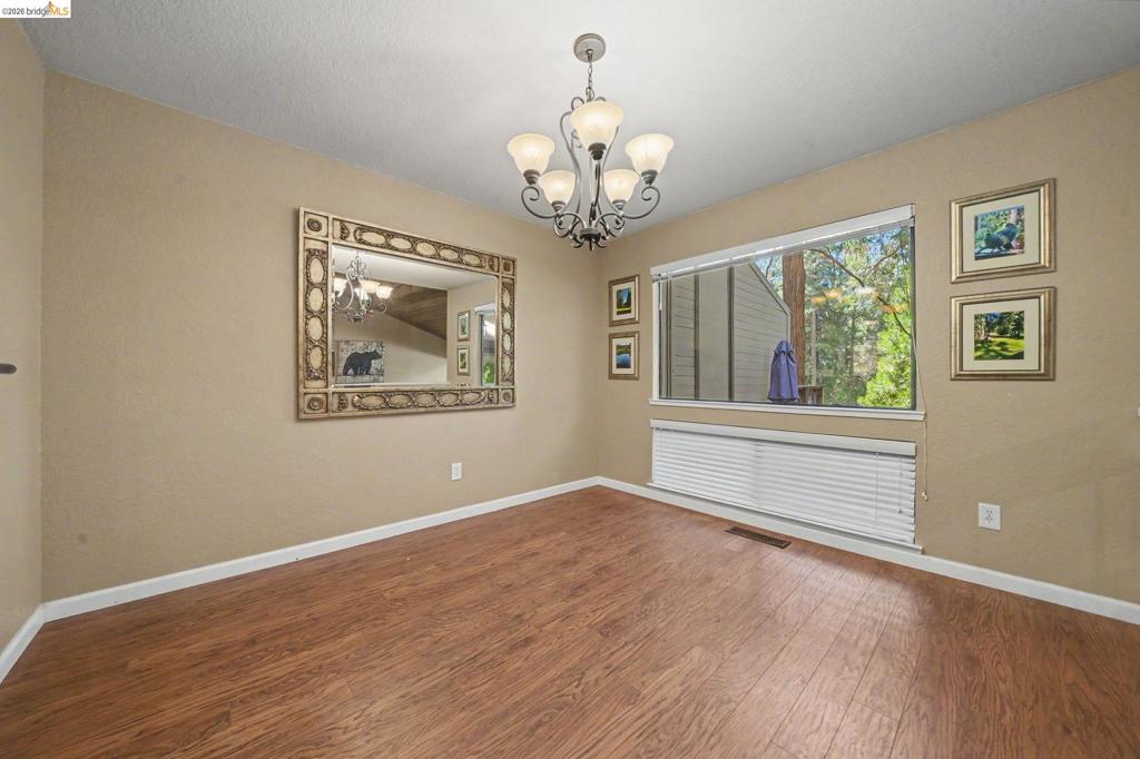1128 Fairway Ct Property Photo 17