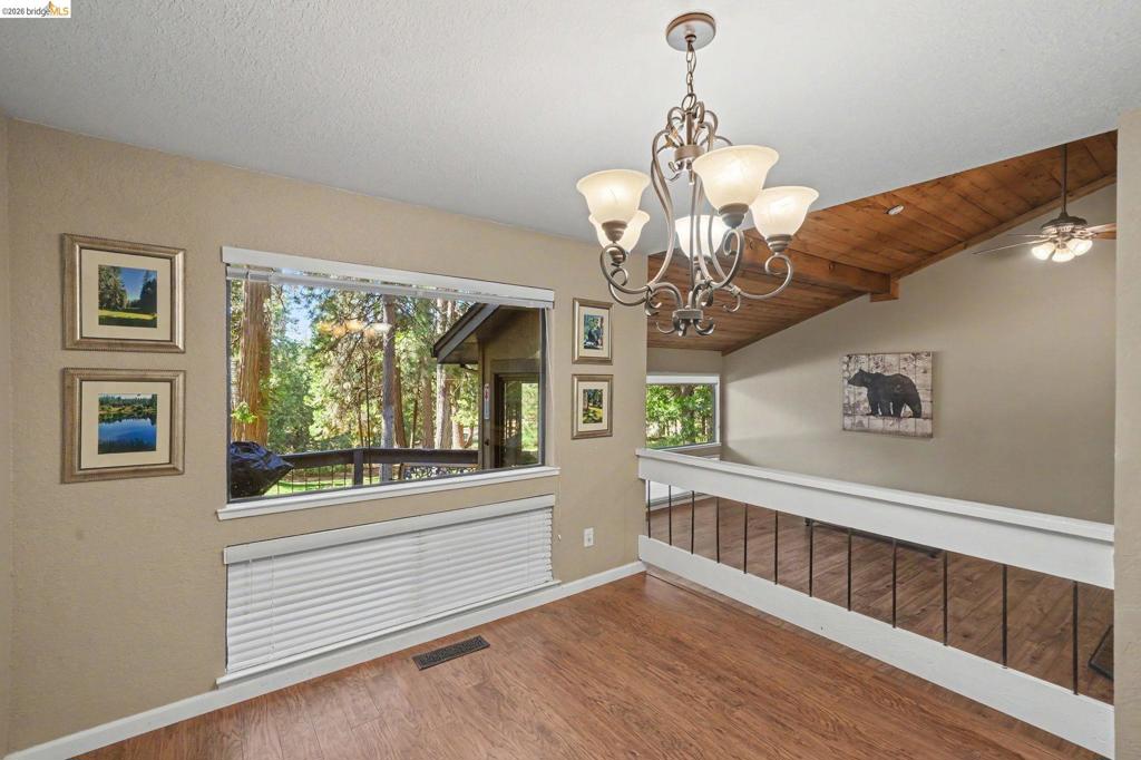 1128 Fairway Ct Property Photo 21