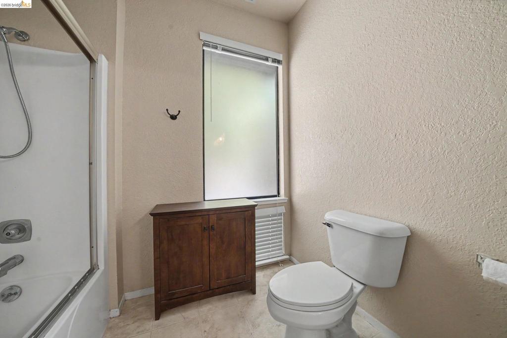 1128 Fairway Ct Property Photo 39