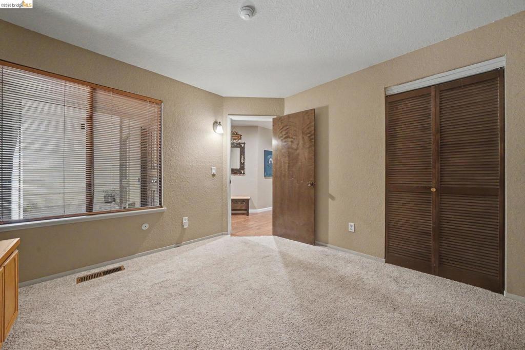 1128 Fairway Ct Property Photo 48