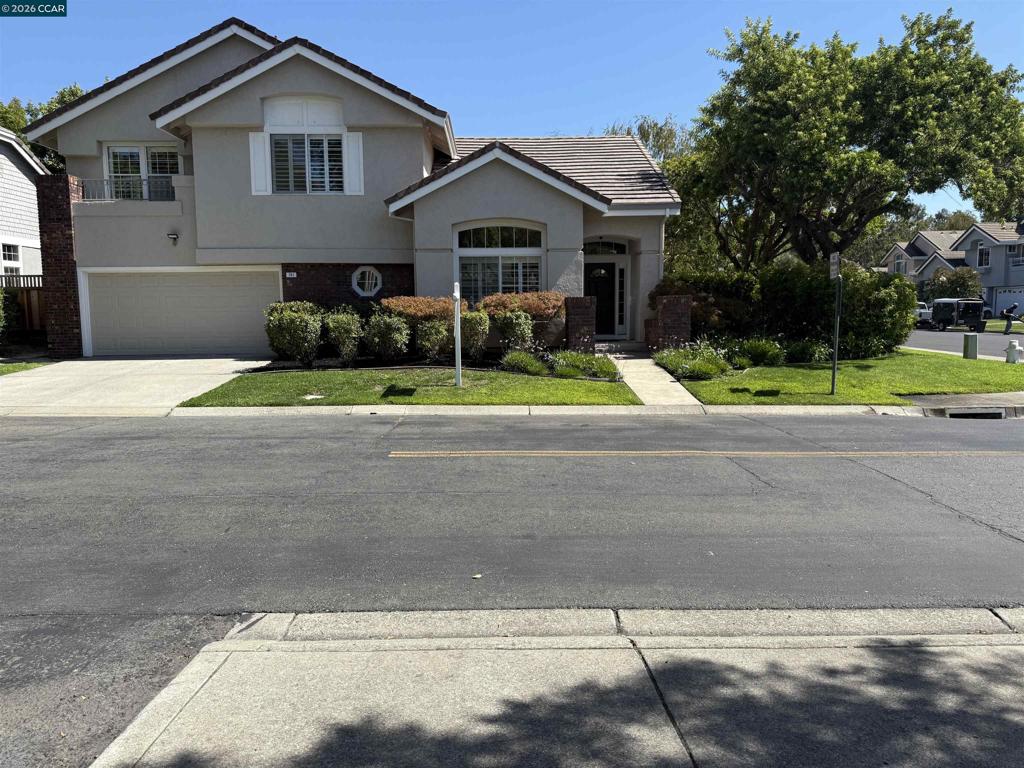 701 Mistral Property Photo 1