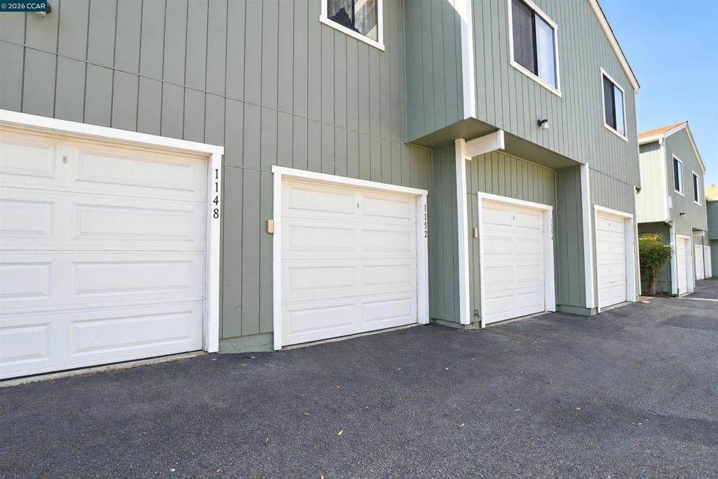 1152 Maywood Lane Property Photo 23