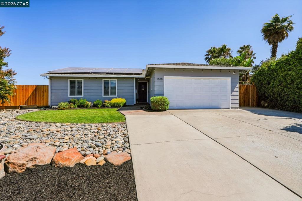 1628 Kingsly Drive Property Photo 1