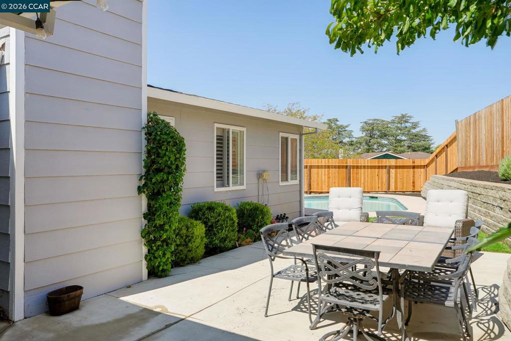 1628 Kingsly Drive Property Photo 30
