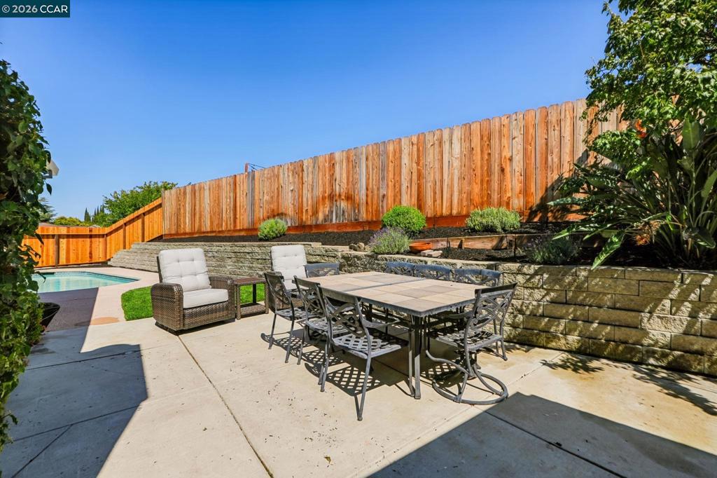 1628 Kingsly Drive Property Photo 34