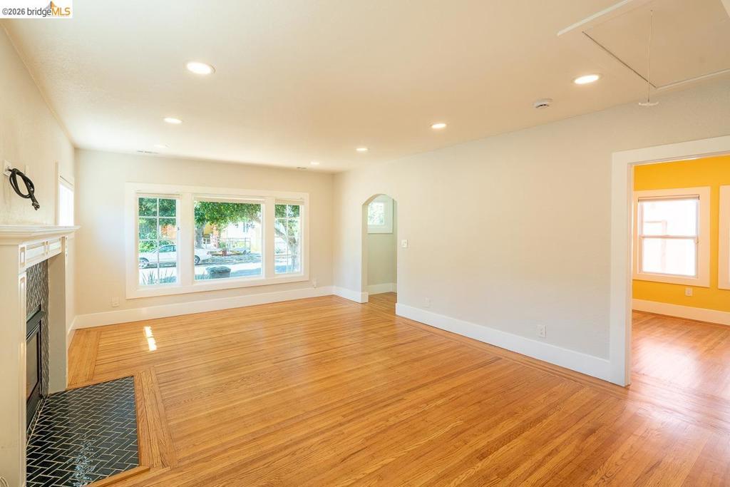 265 Garcia Ave Property Photo 4