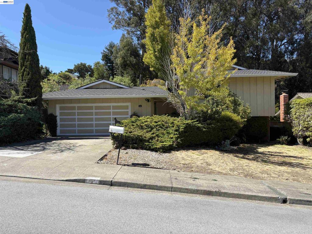 1350 Murchison Dr Property Photo 1