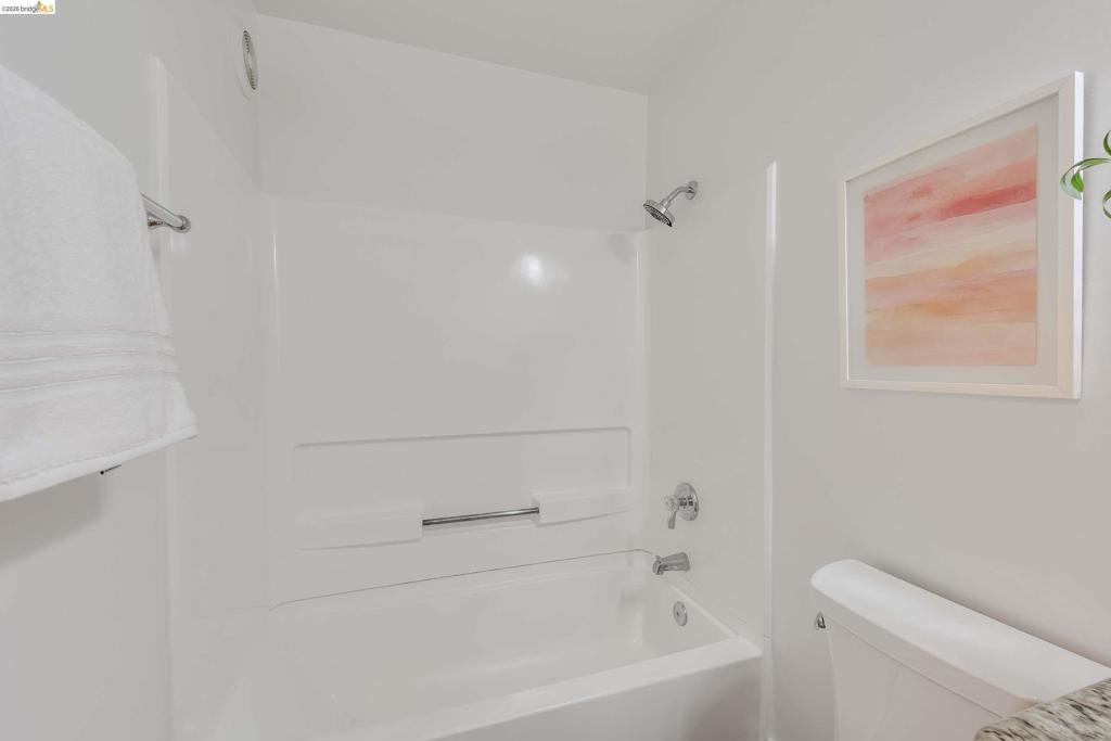 6400 Christie Ave 4118 Property Photo 13