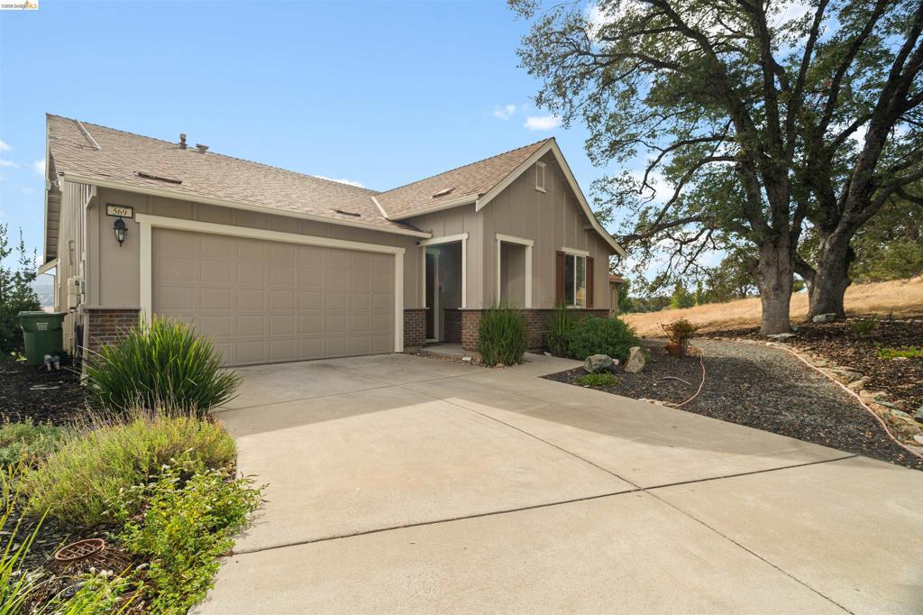569 Spyglass Cir Property Photo 1