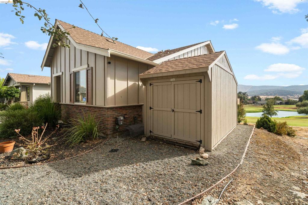 569 Spyglass Cir Property Photo 6