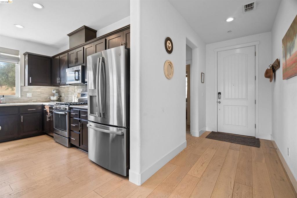 569 Spyglass Cir Property Photo 11