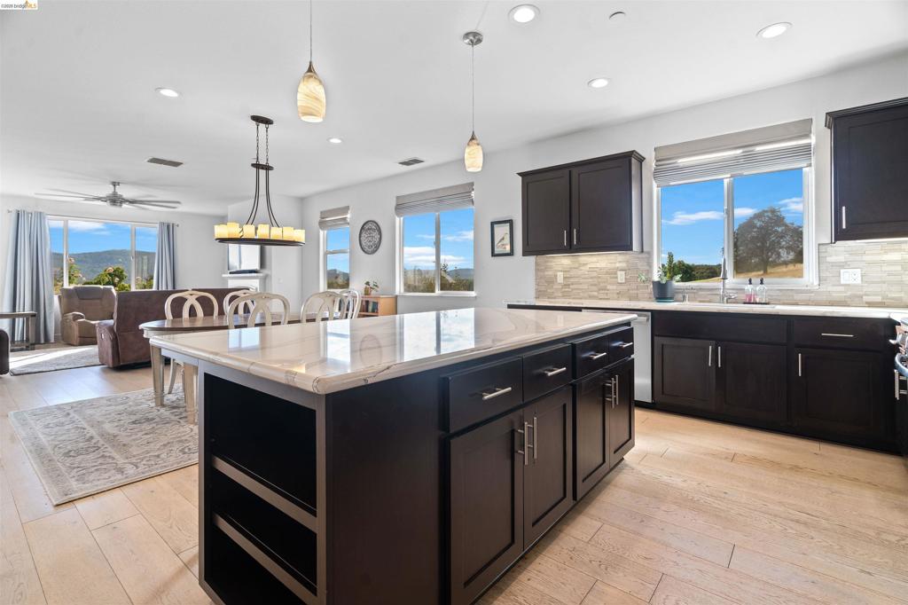 569 Spyglass Cir Property Photo 12