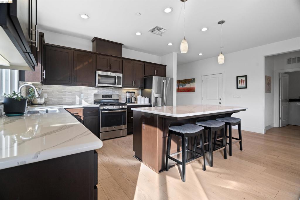569 Spyglass Cir Property Photo 13