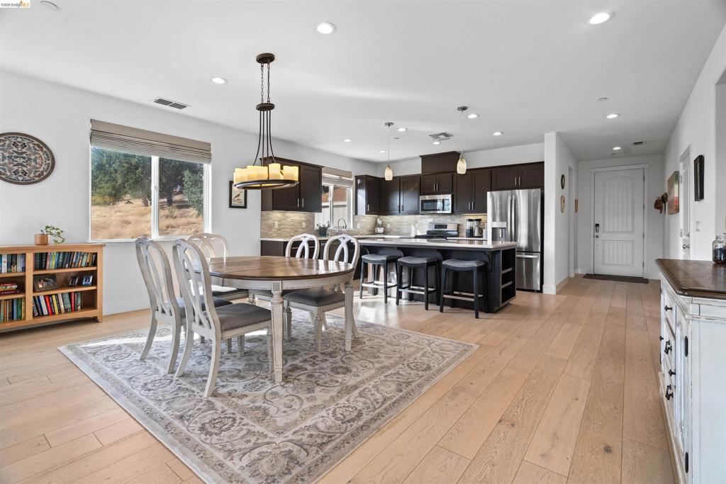 569 Spyglass Cir Property Photo 16