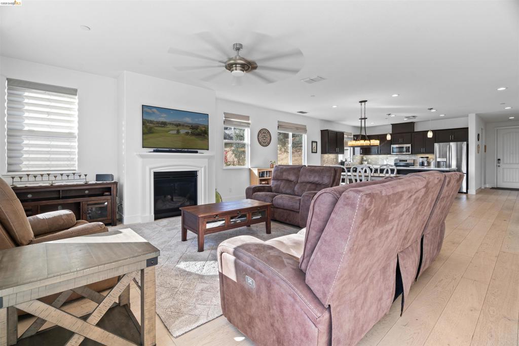 569 Spyglass Cir Property Photo 22