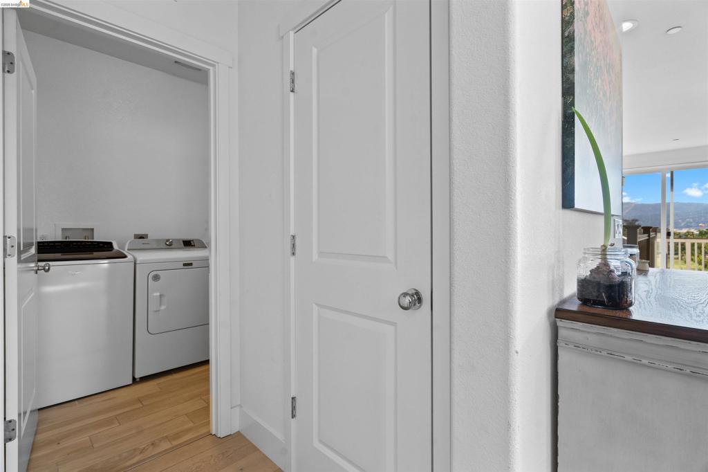 569 Spyglass Cir Property Photo 25
