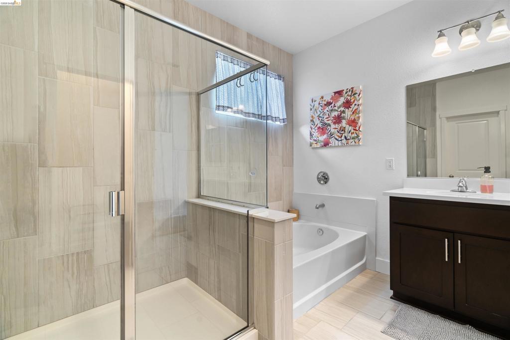 569 Spyglass Cir Property Photo 32