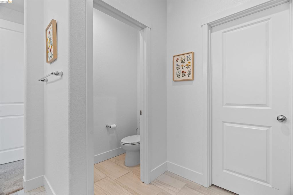 569 Spyglass Cir Property Photo 33