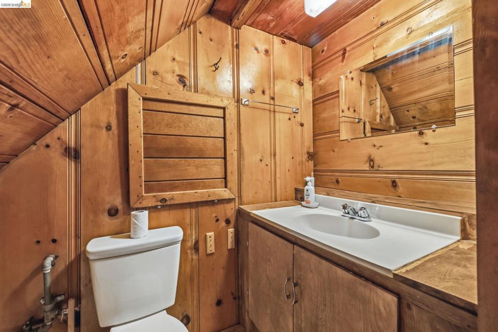 115 Meadowview Ave Property Photo 17