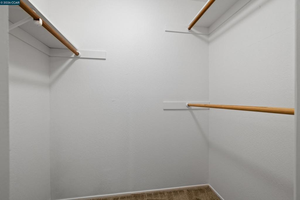 6444 Parklane Plz Property Photo 25