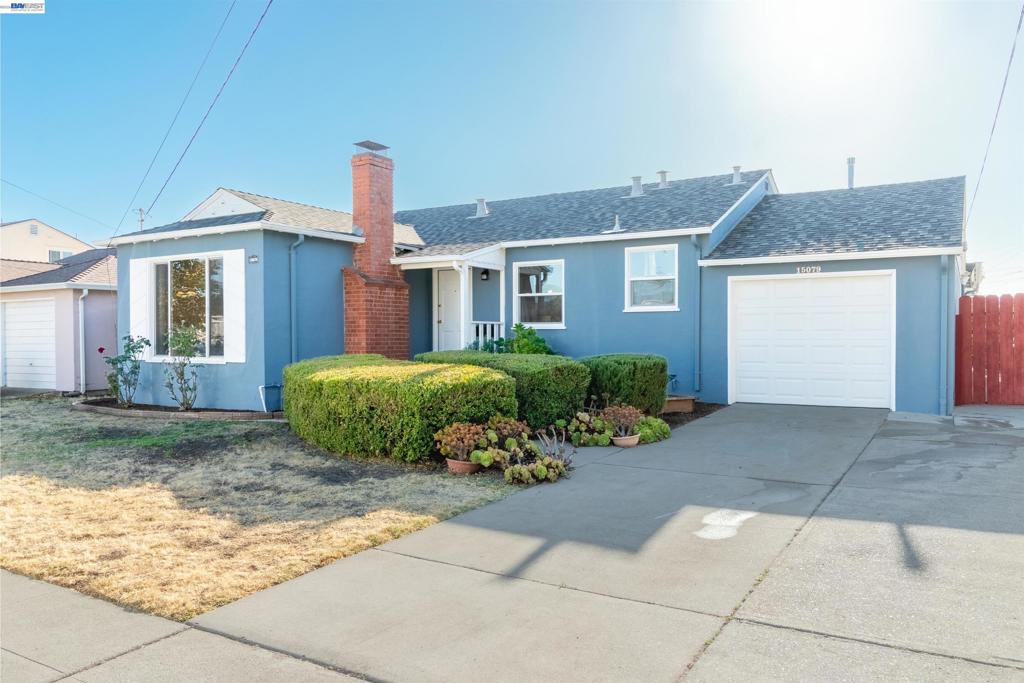 15079 Costela St Property Photo 2