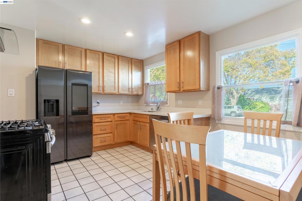 15079 Costela St Property Photo 9