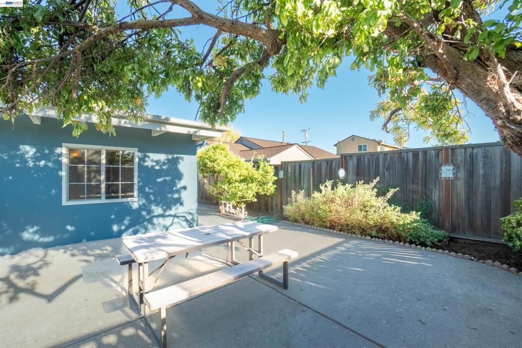 15079 Costela St Property Photo 27