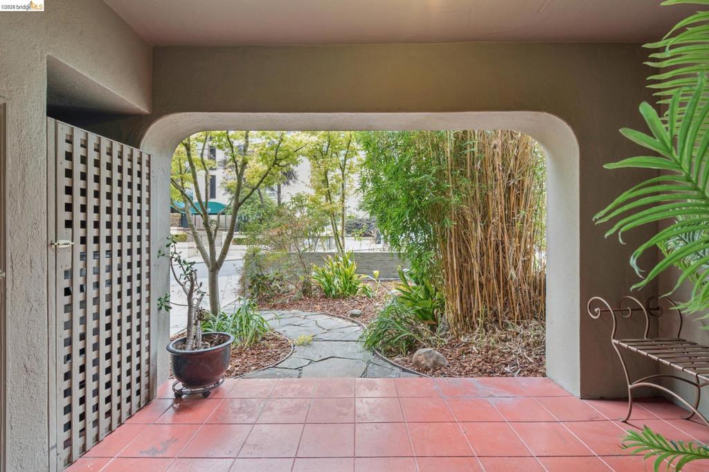 208 Lee St Property Photo 33