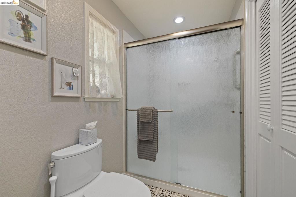 14201 Hillview Ct Property Photo 14
